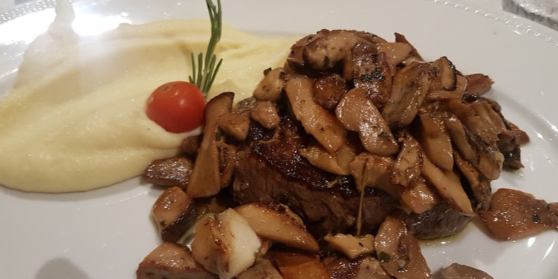 Rossini Beef fillet & home made mashed potatoes - Pulcinella | Traditional Italian Pizza Delivery in Monaco